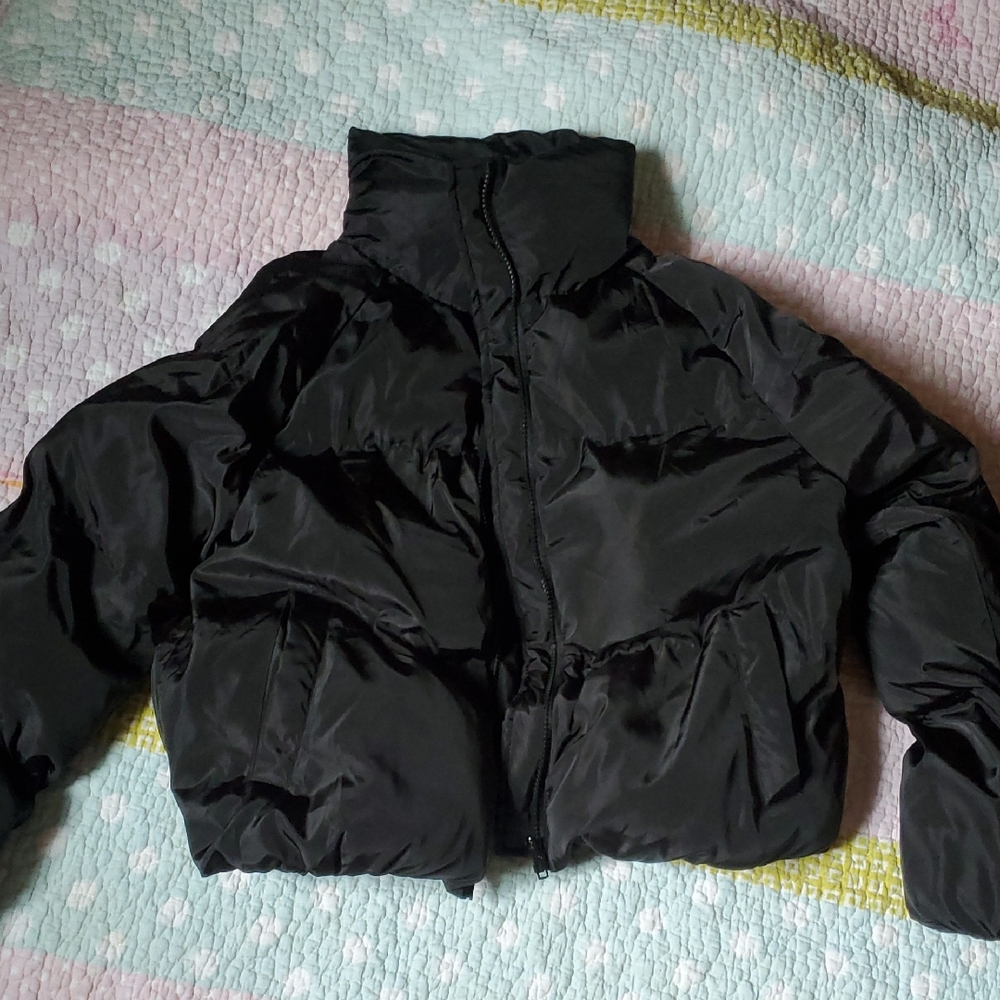 Women's Black Puffer Jacket